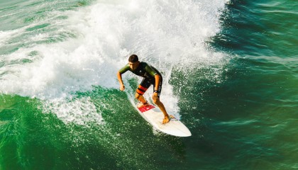 开云体育vip-_国际红土大赛：技战术的较量，场场精彩_，红土大师赛球速