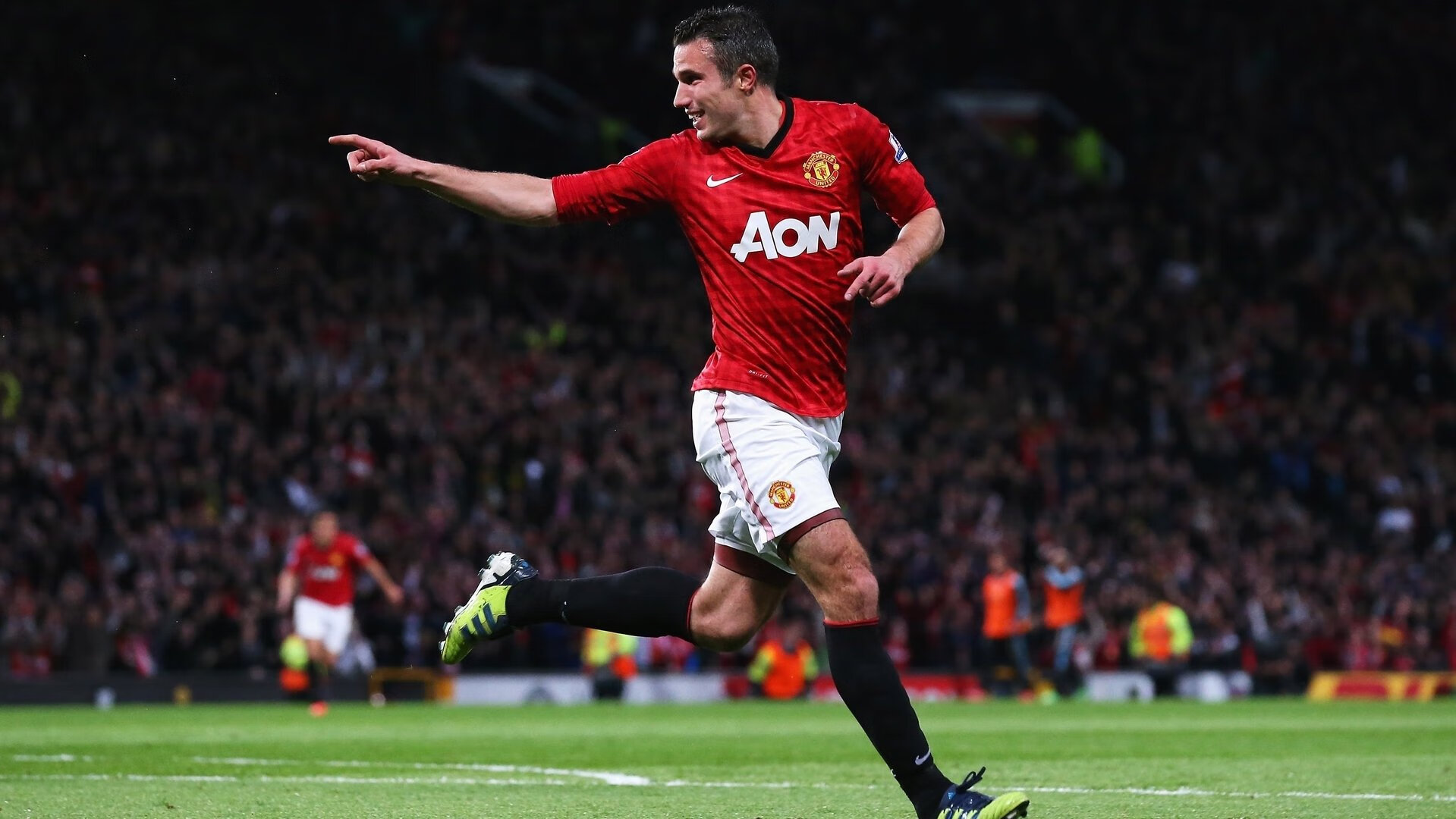 以“足球+文化”推动城市文化建设，打造城市新名片，足球文化主题绘画